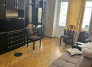 İcarəyə verilir 3 otaqlı 75 m2 köhnə tikili 28 May m.