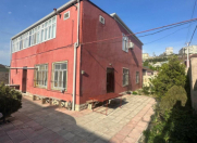 Satılır 8 otaqlı 220 m2 bağ evi Əhmədli m.