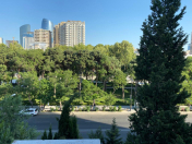 İcarəyə verilir 3 otaqlı 80 m2 yeni tikili 28 May m.