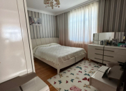 Satılır 4 otaqlı 190 m2 həyət evi Y.Suraxanı