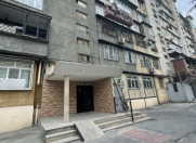 Satılır 4 otaqlı 100 m2 köhnə tikili Nəriman Nərimanov m.