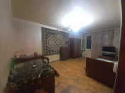 Satılır 1 otaqlı 40 m2 köhnə tikili 28 May m.