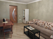 İcarəyə verilir 3 otaqlı 70 m2 köhnə tikili 28 May m.