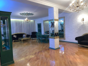 Satılır 4 otaqlı 158 m2 yeni tikili Nəriman Nərimanov m.