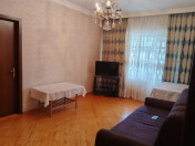 Satılır 5 otaqlı 120 m2 köhnə tikili Əhmədli