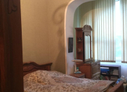 İcarəyə verilir 2 otaqlı 70 m2 köhnə tikili 28 May m.