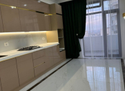 Satılır 4 otaqlı 204 m2 yeni tikili 8 mkr