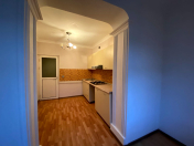 İcarəyə verilir 3 otaqlı 85 m2 köhnə tikili Nəriman Nərimanov m.