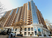 Satılır 3 otaqlı 128 m2 yeni tikili Gənclik m.