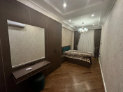 Satılır 3 otaqlı 118 m2 yeni tikili Nəriman Nərimanov m.