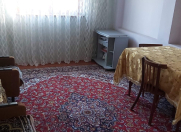 İcarəyə verilir 3 otaqlı 80 m2 köhnə tikili Nəriman Nərimanov m.