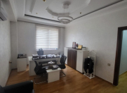 İcarəyə verilir 3 otaqlı 157 m2 ofis Gənclik m.