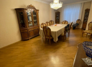 Satılır 4 otaqlı 165 m2 yeni tikili Nizami m.