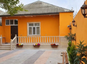 Satılır 3 otaqlı 70 m2 həyət evi Əmircan