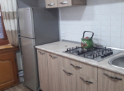 İcarəyə verilir 2 otaqlı 56 m2 köhnə tikili 28 May m.