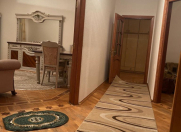 İcarəyə verilir 3 otaqlı 100 m2 köhnə tikili Memar Əcəmi m.