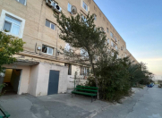 Satılır 4 otaqlı 74 m2 köhnə tikili Lökbatan