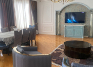 İcarəyə verilir 4 otaqlı 190 m2 yeni tikili 28 May m.