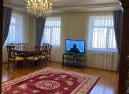 Satılır 3 otaqlı 135 m2 yeni tikili Nəriman Nərimanov m.