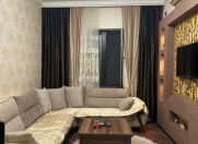 Satılır 5 otaqlı 200 m2 köhnə tikili Səbail r.