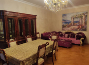 İcarəyə verilir 3 otaqlı 150 m2 yeni tikili Xətai r.