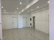 Satılır 4 otaqlı 188 m2 yeni tikili Nəriman Nərimanov m.