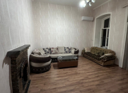 İcarəyə verilir 2 otaqlı 70 m2 köhnə tikili Sahil m.