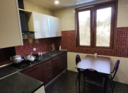 İcarəyə verilir 2 otaqlı 70 m2 köhnə tikili İnşaatçılar m.