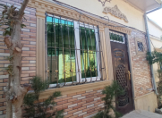 Satılır 1 otaqlı 18 m2 həyət evi İnşaatçılar m.