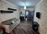 İcarəyə verilir 2 otaqlı 60 m2 köhnə tikili Qara Qarayev m.