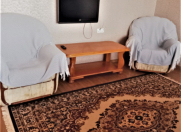 İcarəyə verilir 2 otaqlı 65 m2 köhnə tikili 28 May m.