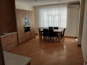 İcarəyə verilir 3 otaqlı 83 m2 yeni tikili Şah İsmayıl Xətai m.