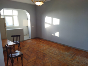 İcarəyə verilir 2 otaqlı 45 m2 köhnə tikili 8 km