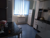 İcarəyə verilir 3 otaqlı 85 m2 köhnə tikili Həzi Aslanov