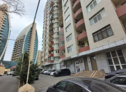 Satılır 1 otaqlı 800 m2 obyekt Elmlər Akademiyası m.