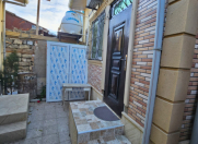 Satılır 1 otaqlı 26 m2 həyət evi İnşaatçılar m.