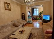 Satılır 4 otaqlı 130 m2 köhnə tikili Nəriman Nərimanov m.