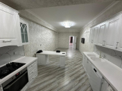 Satılır 3 otaqlı 118 m2 yeni tikili Ayna Sultanova heykəli