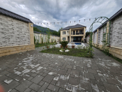 Satılır 5 otaqlı 200 m2 villa Qəbələ