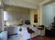 Satılır 2 otaqlı 60 m2 köhnə tikili Nəriman Nərimanov m.