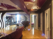 İcarəyə verilir 3 otaqlı 120 m2 yeni tikili 28 May m.