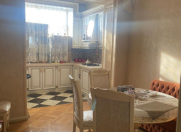 İcarəyə verilir 3 otaqlı 130 m2 köhnə tikili Sahil m.