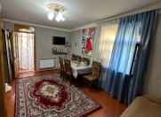 Satılır 2 otaqlı 36 m2 köhnə tikili Xalqlar Dostluğu m.