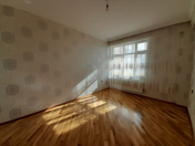 Satılır 3 otaqlı 103 m2 yeni tikili Memar Əcəmi m.