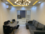 Satılır 2 otaqlı 50 m2 köhnə tikili Memar Əcəmi m.