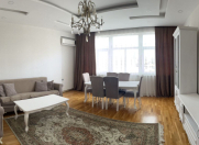 Satılır 3 otaqlı 95 m2 yeni tikili Şah İsmayıl Xətai m.