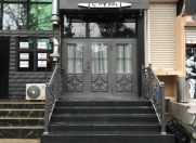 Satılır 4 otaqlı 170 m2 obyekt Zərifə Əliyeva adına park