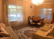 Satılır 4 otaqlı 100 m2 köhnə tikili Avtovağzal m.