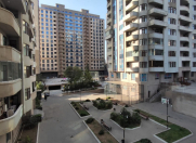 İcarəyə verilir 9 otaqlı 220 m2 ofis İnşaatçılar m.