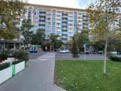 Satılır 2 otaqlı 51 m2 köhnə tikili Gənclik m.